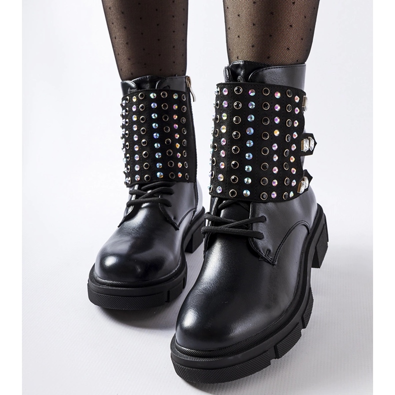 Botines negros decorados con circonitas Cento 2 Botines negros decorados con circonitas Cento 2