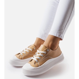 Deportivas Erbezzo con plataforma beige 1