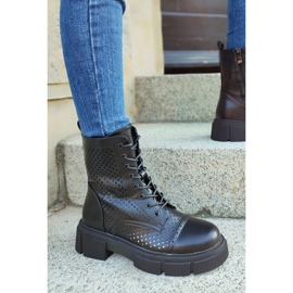 Botines mujer calados negros con cordones 2