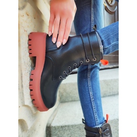 Mujeres trabajadoras negras con una adición colorida. negro 1 Mujeres trabajadoras negras con una adición colorida. negro 1