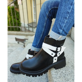 Botas de mujer negras con adorno Aline blanco 8