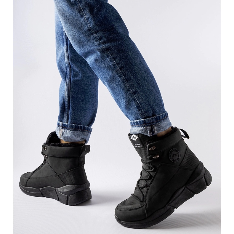 Botas altas Lee Cooper LCJ-23-44-1979L negras negro 2