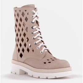 Marco Shoes Botas de terciopelo con perforaciones beige 1