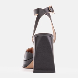 Marco Shoes Sandalias en una plataforma elevadora negro 3