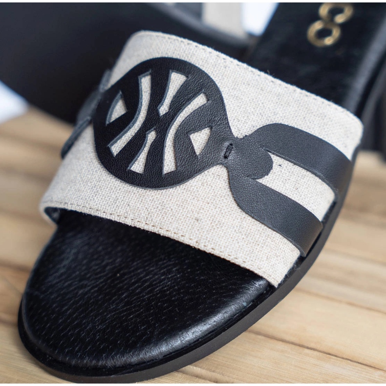 Marco Shoes Elegantes zapatillas de estar por casa fabricadas en tejido combinado con piel beige 1