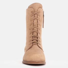 Marco Shoes Botas clásicas de tacón bajo beige 2