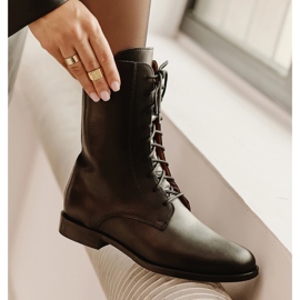 Marco Shoes Botas clásicas de tacón bajo negro 9