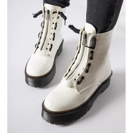 Inna Botines de plataforma blancos con grabado Ascea 1 Inna Botines de plataforma blancos con grabado Ascea 1