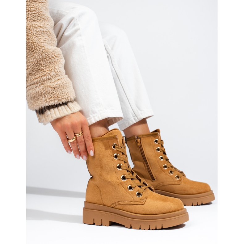 Shelovet trabajadoras de mujer ante camel marrón 1