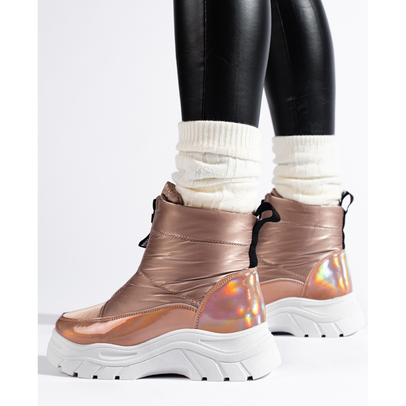 Botas de nieve en la plataforma VINCEZA dorado 1