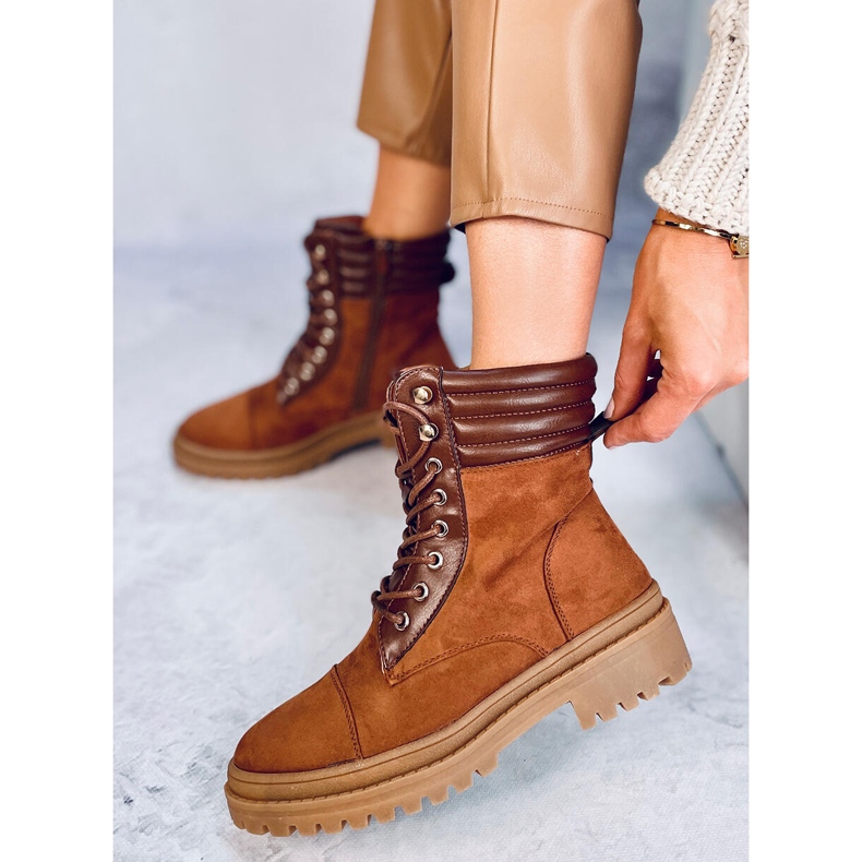 Trabajadoras de Gaba Camel marrón 1 Trabajadoras de Gaba Camel marrón 1