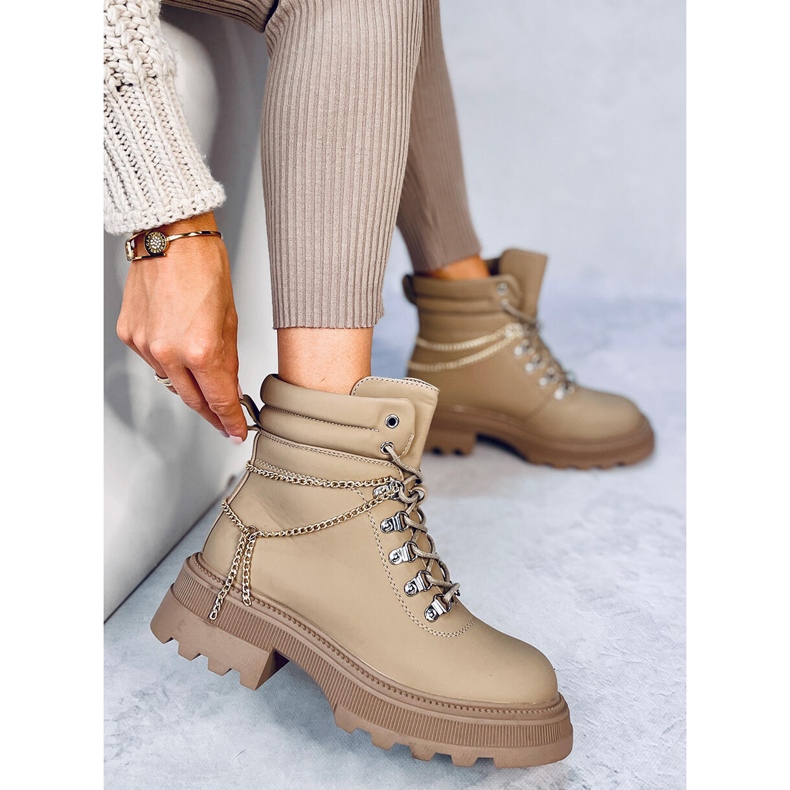 Botas cazadoras Hudson color albaricoque beige 2 Botas cazadoras Hudson color albaricoque beige 2