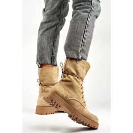 Botas trabajadoras mujer ante cordones beige 5