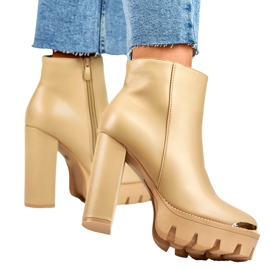 Botines de mujer beige con tacón grueso 1