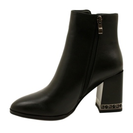 Botas aisladas negras de mujeres con Filippo DBT4842/23 BK negro 6