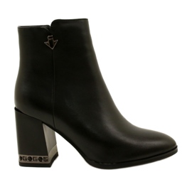 Botas aisladas negras de mujeres con Filippo DBT4842/23 BK negro 4
