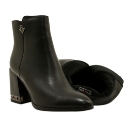 Botas aisladas negras de mujeres con Filippo DBT4842/23 BK negro 9