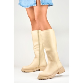 Botas beige con parte superior ancha de cuero ecológico. 2
