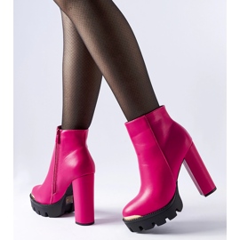 Inna Botines Pepe rosa con puntera decorativa rosado 2
