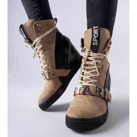 Zapatillas con cuña Pugliesi marrón y negra 1