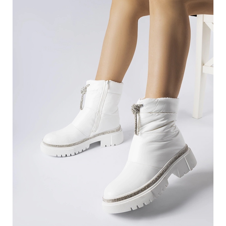 Botas de nieve blancas decoradas con circonitas Giusti. blanco 1 Botas de nieve blancas decoradas con circonitas Giusti. blanco 1