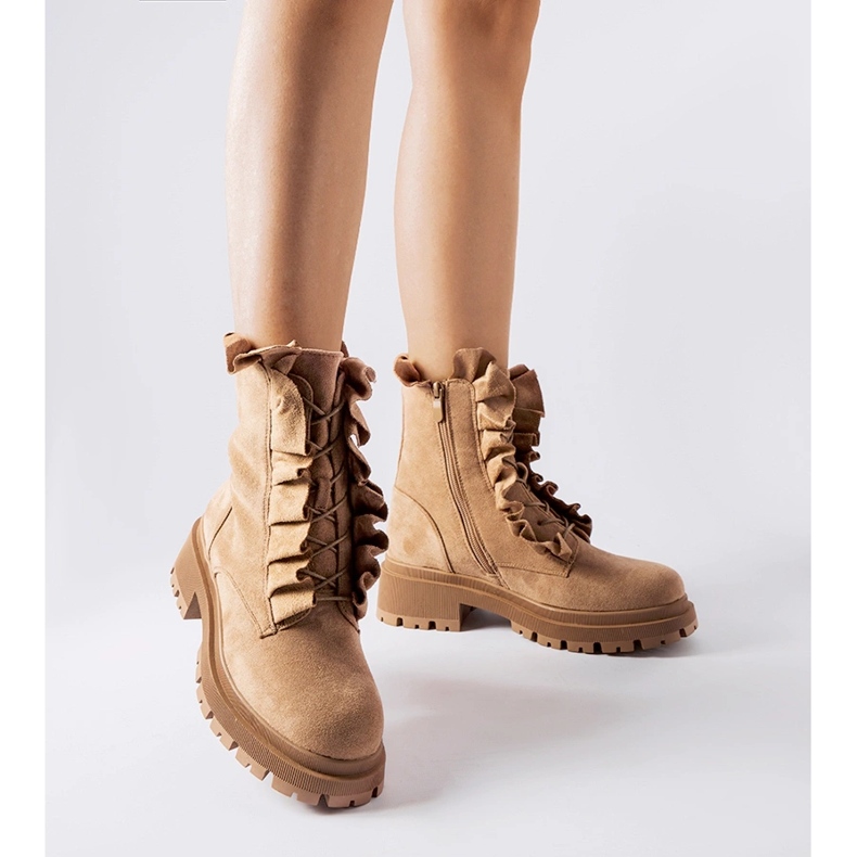 Botines beige con volantes, ante ecológico Sterpito 1