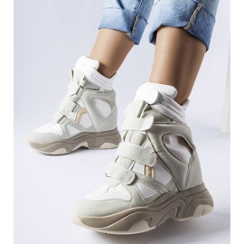 Zapatillas con cuña en blanco y menta de Novarese 1