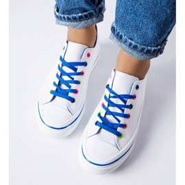 Zapatillas con plataforma blancas y azules de Bois blanco 2