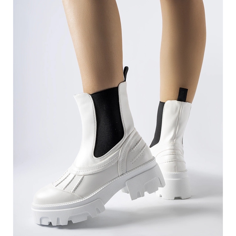 Trabajadores de Carruba blancos masivos aislados 1 Trabajadores de Carruba blancos masivos aislados 1