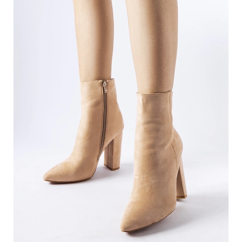 Botines beige de ante ecológico Borgetto 1 Botines beige de ante ecológico Borgetto 1