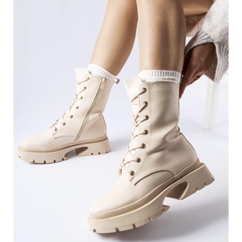 Botines con cordones y aislamiento beige de Aeroporto 1 Botines con cordones y aislamiento beige de Aeroporto 1