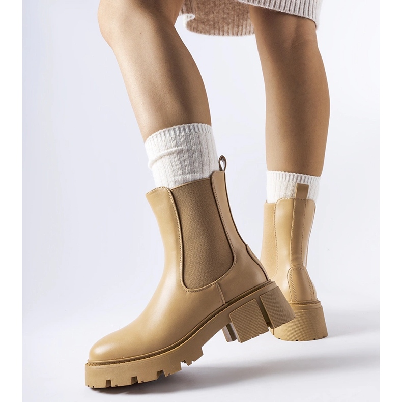 Botines sin cordones clásicos con aislamiento beige de Laives 1