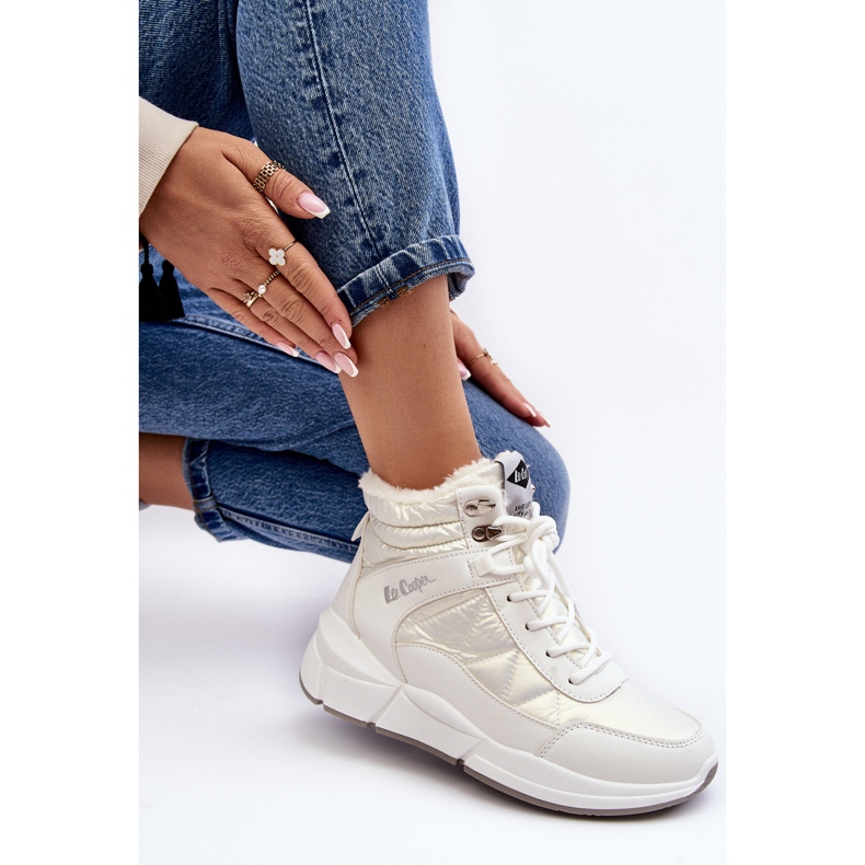 Botas de mujer aisladas con plataforma Lee Cooper LCJ-23-44-1983L Blanco 1