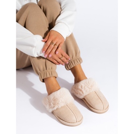 Zapatillas de mujer beige Shelovet 2