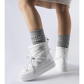 Botas de nieve blancas con aislamiento y elástico Oslavia blanco 1 Botas de nieve blancas con aislamiento y elástico Oslavia blanco 1