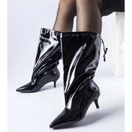 Botas Clinton negras con tacón bajo. negro 2