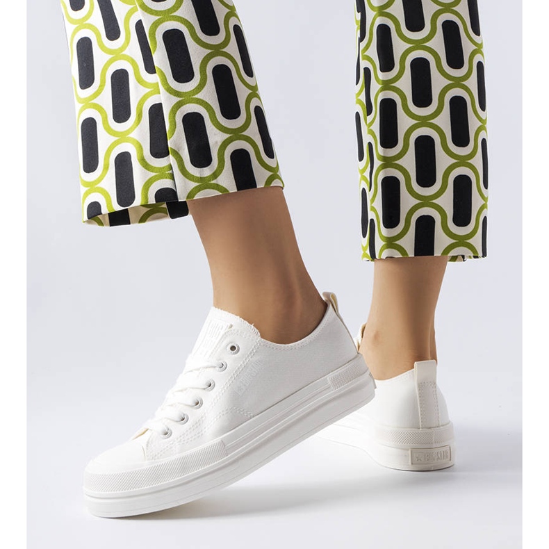 Deportivas blancas con plataforma Big Star LL274968 blanco 1