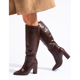 Elegantes botas de tacón marrones confeccionadas en piel ecológica Shelovet marrón 1
