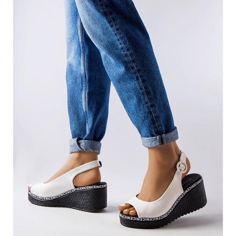 Sandalias cuña Elda blanco 1