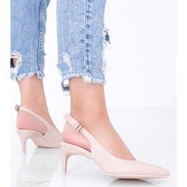 Zapatos de tacón beige con alfiler de Elen 2