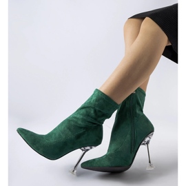 Botines verdes con tacón decorativo de Ferguson 1