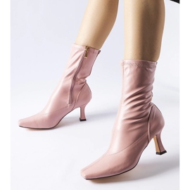 Botas rosas de tacón bajo de Luisella rosado 1