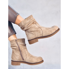Botín Bracy Khaki con volantes beige 5