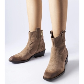 Botines de piel beige con tacón bajo Karino 1