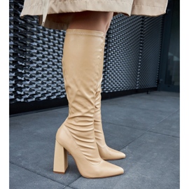 Botas de tacón beige de Abelino 3