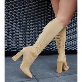 Botas de tacón beige de Kemp 2