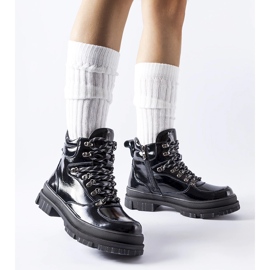 Botines de charol negros de Richards 1 Botines de charol negros de Richards 1