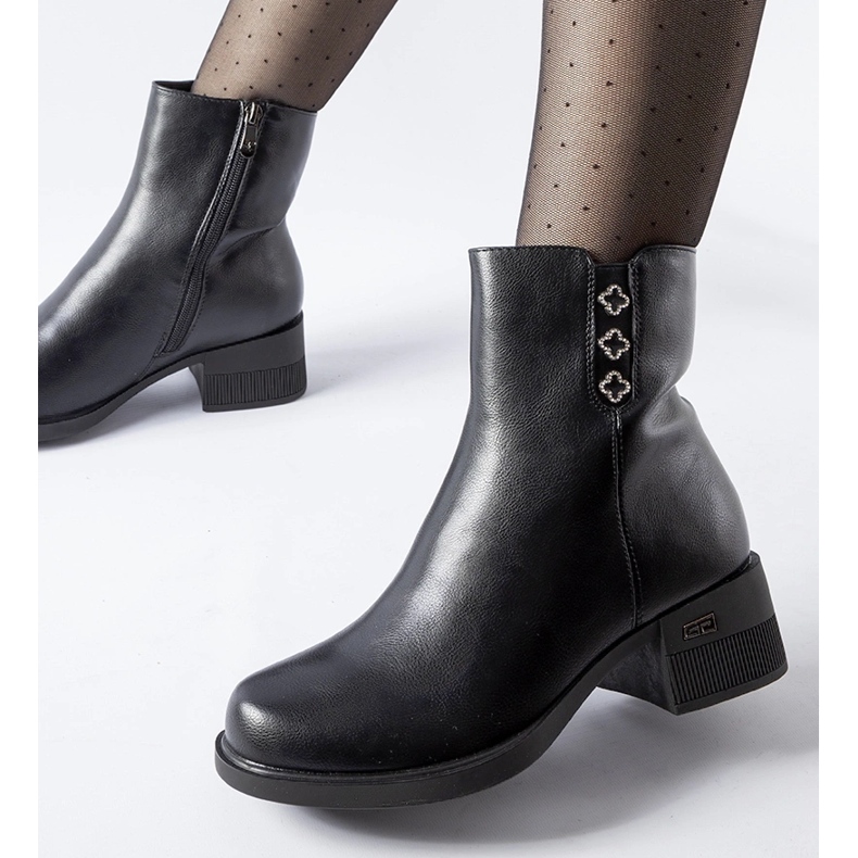 Botines aislantes negros con strass Insignia 1