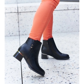 Botas elegantes negras con pedrería Bocconi negro 1 Botas elegantes negras con pedrería Bocconi negro 1