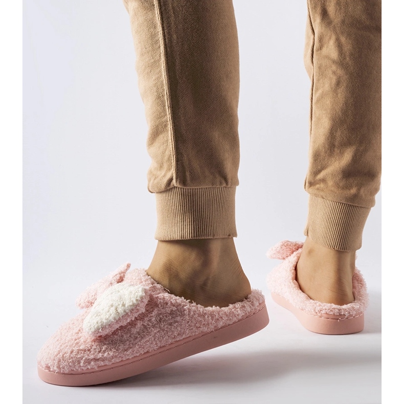 Pantuflas calentitas rosas con lazo. 2